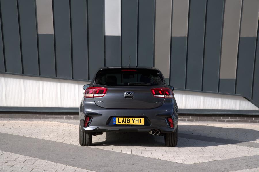  Kia Rio GT-Line (YB) 2018 года  (UK) (фото 18 из 27)